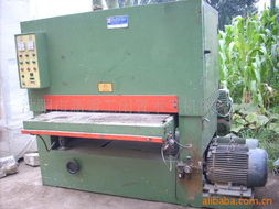 優(yōu)質(zhì)二手木工機(jī)械 臺(tái)灣產(chǎn)1.3米雙砂砂光機(jī)轉(zhuǎn)讓，附照片與信息